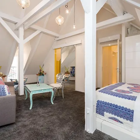 Empirent Design Apartment Prague