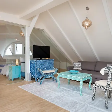 Apartment Empirent Design *