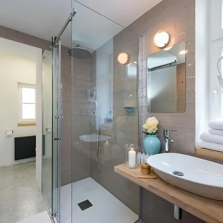 Empirent Design Apartment *